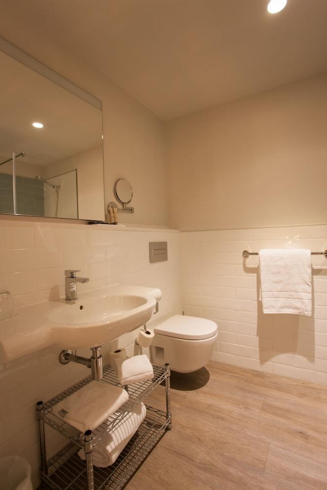סן לורנסו דה אל אסקוריאל San Lorenzo Suites מראה חיצוני תמונה
