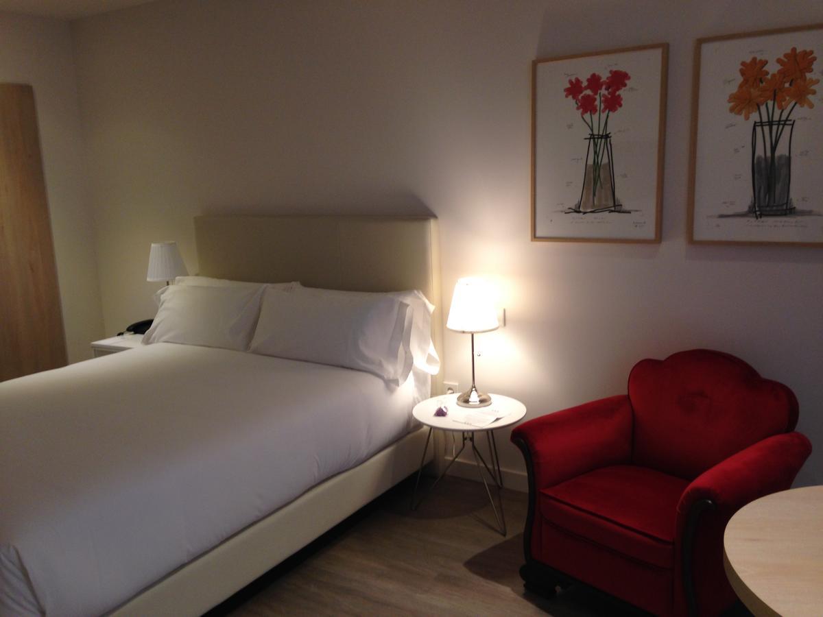 סן לורנסו דה אל אסקוריאל San Lorenzo Suites מראה חיצוני תמונה